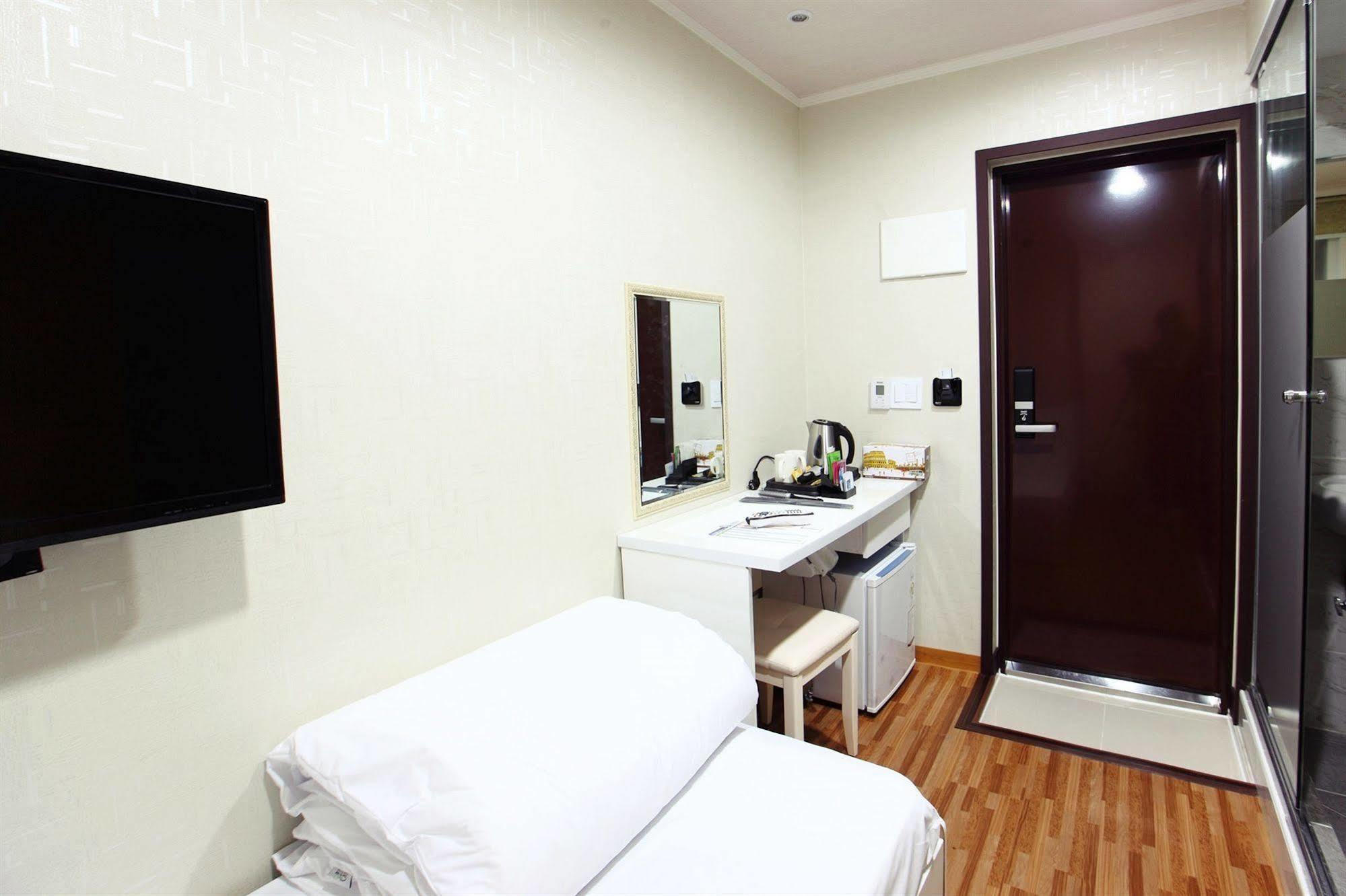Chloe Guesthouse Gangnam 首爾 外观 照片